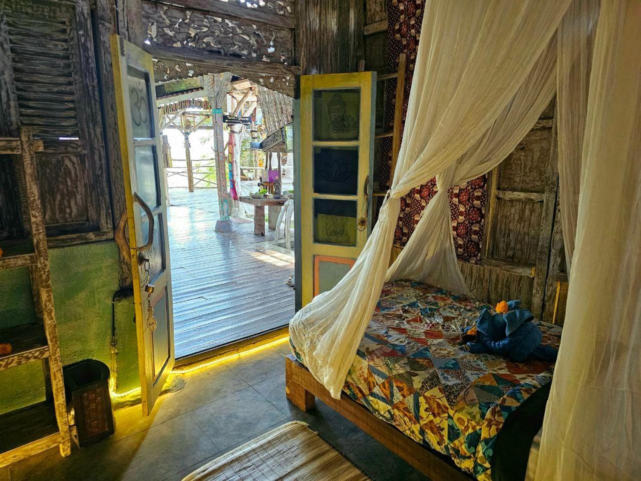Dream Hill Hotel Lovina  Ngoại thất bức ảnh